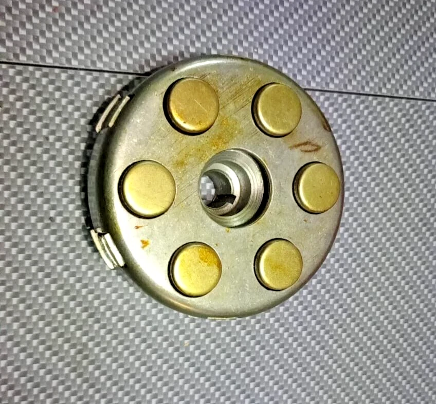 VESPA PX 1130706 FRIZIONE COMPLETA 6 MOLLE 7 DISCHI PIGNONE 22 DENTI Vespa PX - Immagine 3 di 4