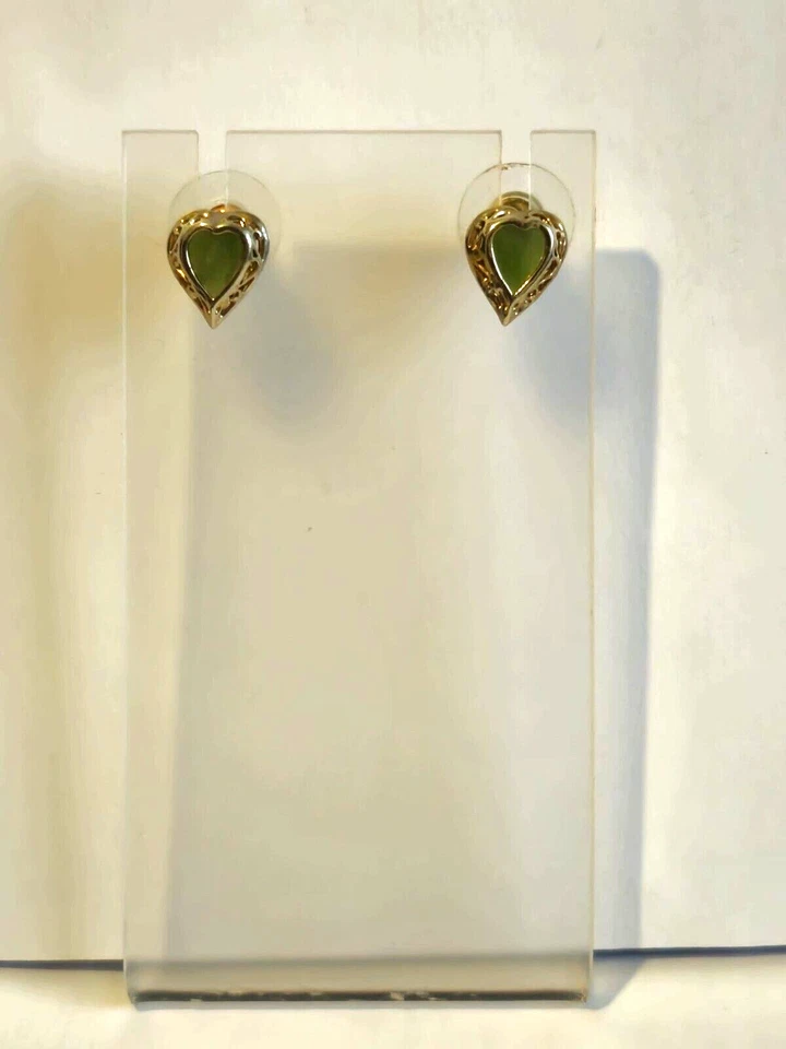 Vintage Gold Tone Metal Heart Shape Green Enamel Costume Fashion Earrings Foto 2 de 4