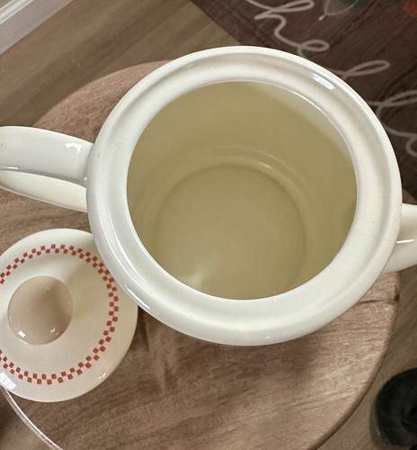 Vintage Raintree Ltd. Heart & Home Collection Teapot with lid. - Picture 4 of 5