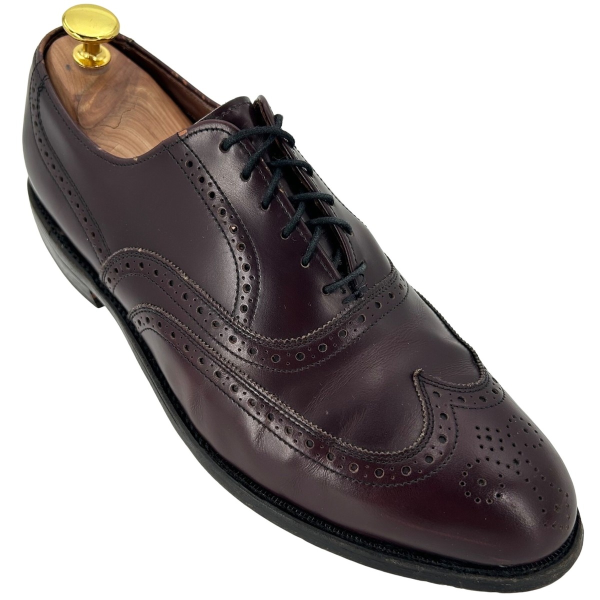 Allen Edmonds Chester Men's size 9C Burgundy Leather Wingtip
