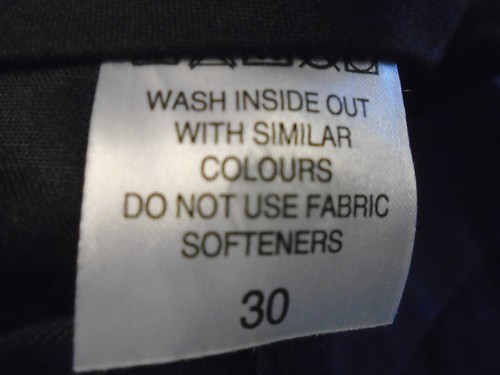 NEW RIFFA MENS NANO-TEX FABRIC GOLF SHORTS-SIZE-30 W-COLOUR-NAVY BLUE - Picture 6 of 7