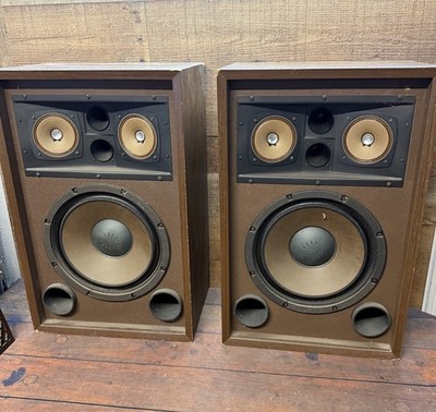 Vintage Sansui SP-2500A 3-Way/5-Driver Floor Speakers Pair – Japan