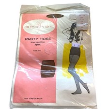 NOS Vintage 60s ARCHER MILLS Panty Hose Dark Tahiti Brown Size Short