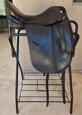 Albion Platinum Ultima Dressage Saddle 17.5 in Black with Knee Blocks
