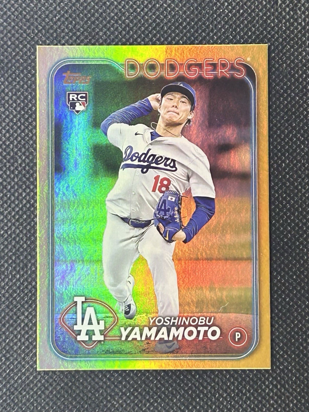 YOSHINOBU YAMAMOTO ROOKIE GOLD FOIL 2024 TOPPS SERIES 2 CARD #553 RC SP DODGERS