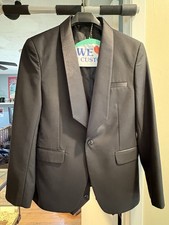 Men  s Tuxedo Suit