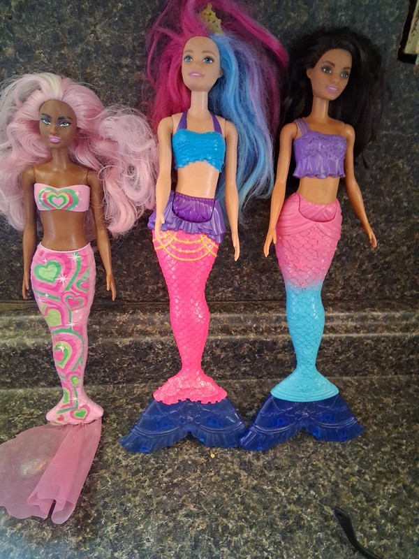 Lot Of 3 Barbie Mermaid Dolls 2 Dreamtopia And 1 Color Change 2017-2021