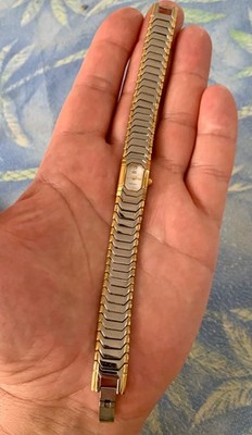 Vintage Q&Q Women's rare mini-bracelet watch