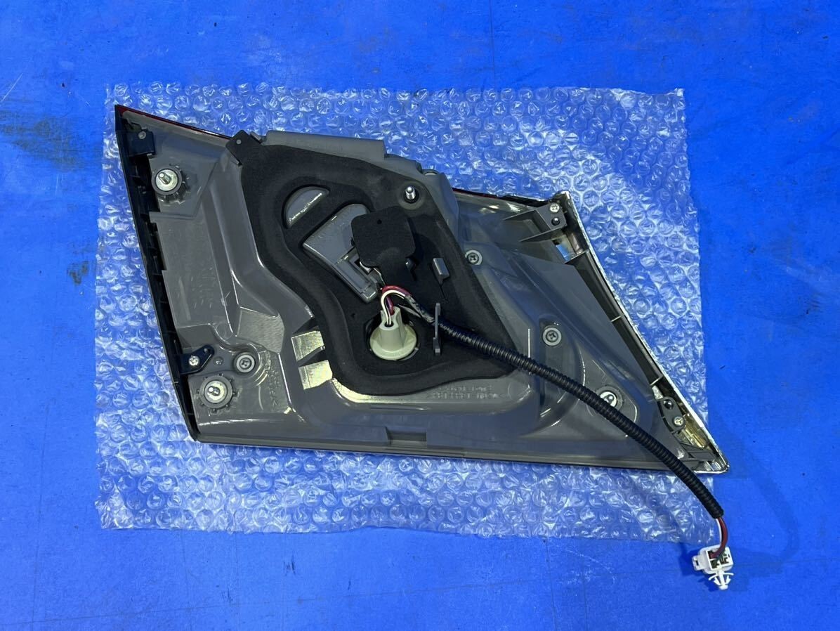 Near Mint】Toyota Crown Athlete Tail Lights AWS210 GRS210