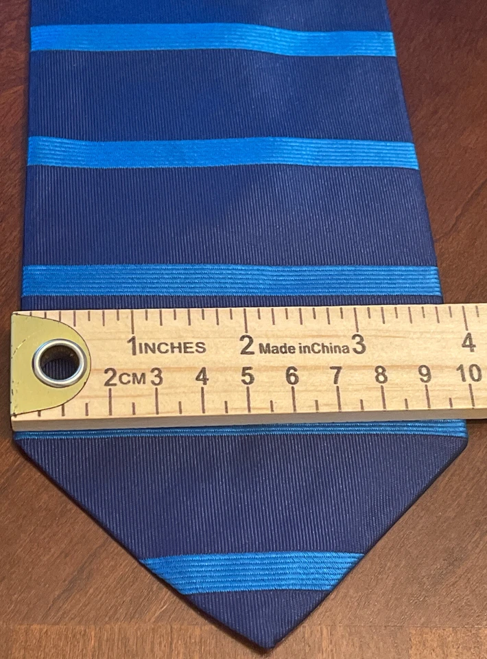 Vintage Structure Blue 100% Silk Men’s Neck Tie Made In USA - Image 4 of 4