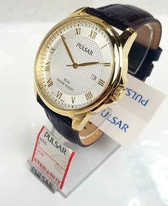 pulsar leather watch
