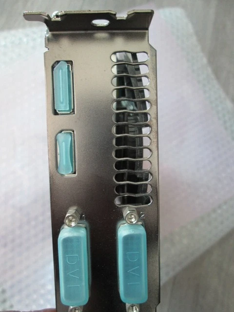 GIGABYTE Windforce GeForce GTX 680 2GB GDDR5 GV-N680OC-2GD Video Card - Image 2 of 3