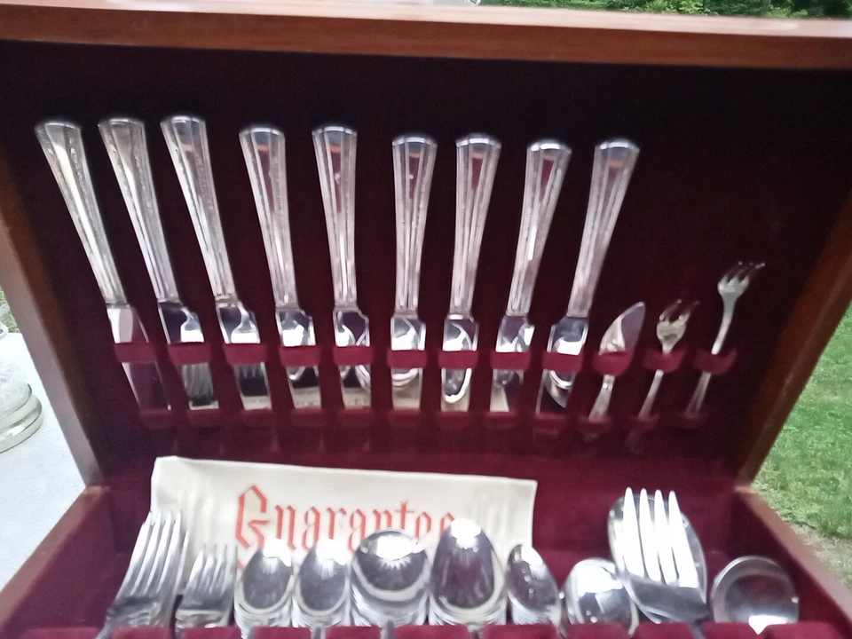 Набор посеребренных серебряных изделий Roger Bro «Gracious» — 9 мест 78 шт.(чистый) - Изображение 3 из 4