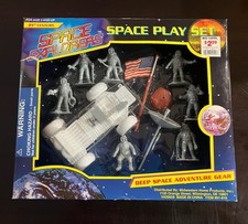Vintage Space Explorers figures Space Play Set Deep Space Adventure Gear New