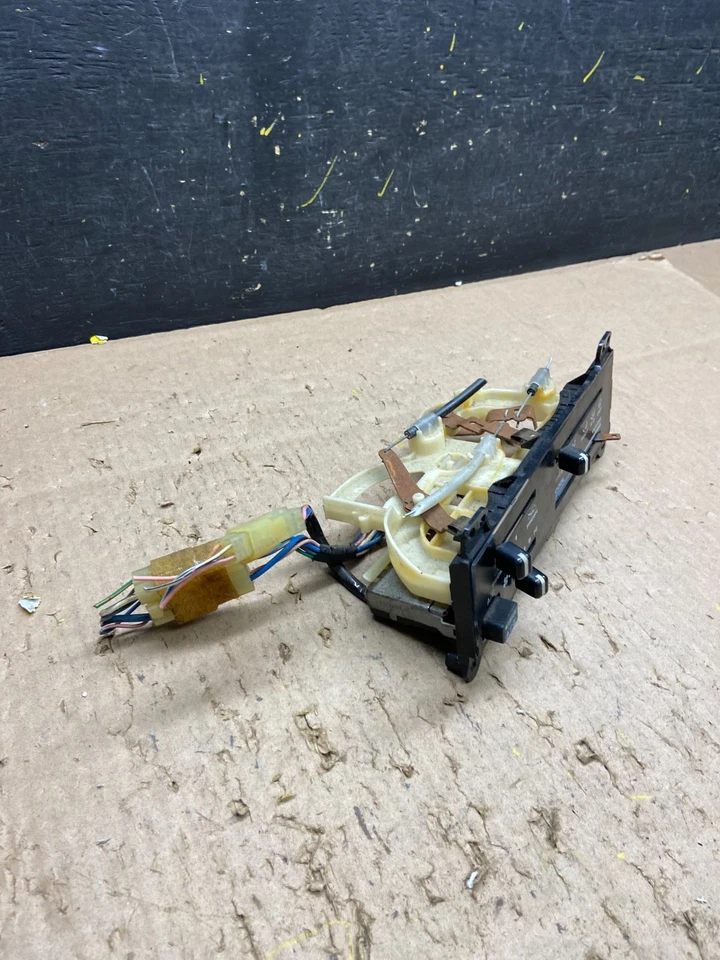 Toyota Tercel 1983 a 1987 panel de control climático aire acondicionado calefacción fabricante de equipos originales t6304 DG Foto 3 de 4