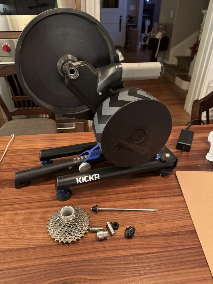 Wahoo Kickr Smart Power Trainer - WFBKTR120 Foto 3 de 4