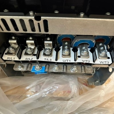 1PC New Power Flex Air Cooled 753 AC Drive for Industrial Automation Control
