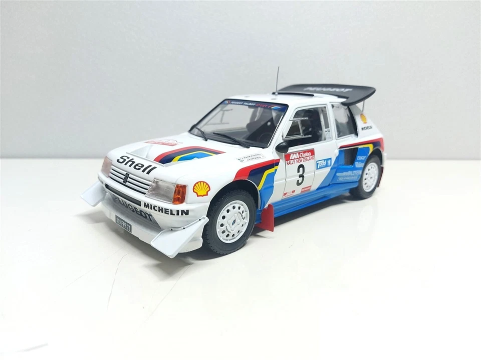 Peugeot 205 T16 Evo 2 World Champion Rally 1986 #3 Kankkunen - 1/18 - Immagine 3 di 4