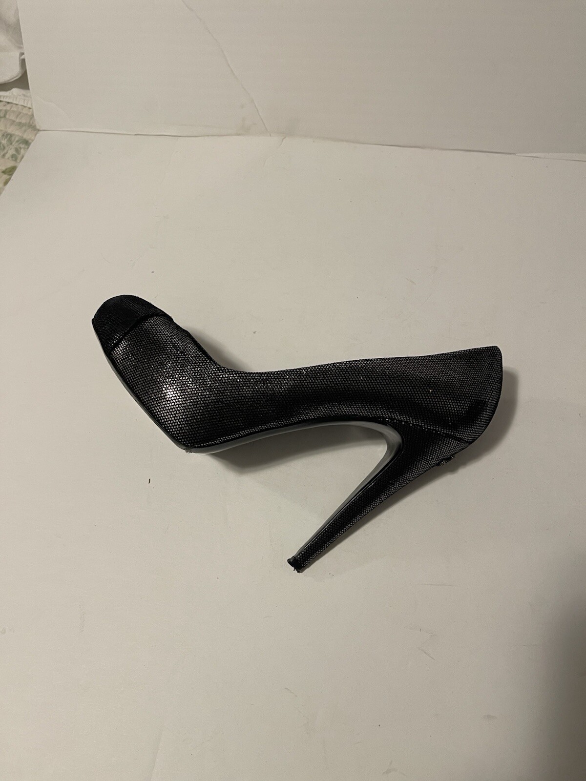 Picture 12 of 24