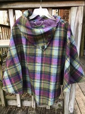 Mucros Weavers Irish Plaid Poncho Cape Women's 100% Irish Wool Made In Ireland