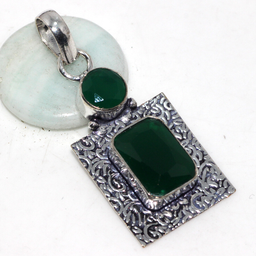 925 Silver Green Onyx Ethnic Long Pendant Gemstone Jewelry 2 Inch JW
