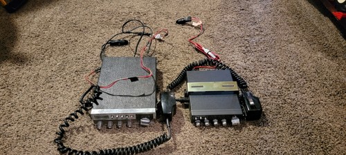Vintage Realistic TRC-425 And 435 Lot Nine Scan CB Radio w/Mic Untested