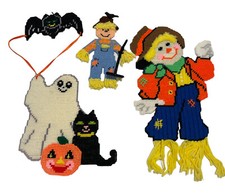 VTG Plastic Canvas Halloween Black bat Ghost scarecrow  Yarn Art