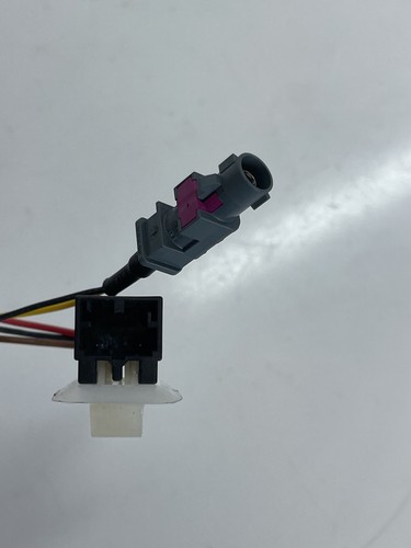 Volkswagen Golf Gti Tsi Dsg MK7 2017 BOOT OPENING SWITCH REAR CAMERA 5Q0827469F - Picture 8 of 9