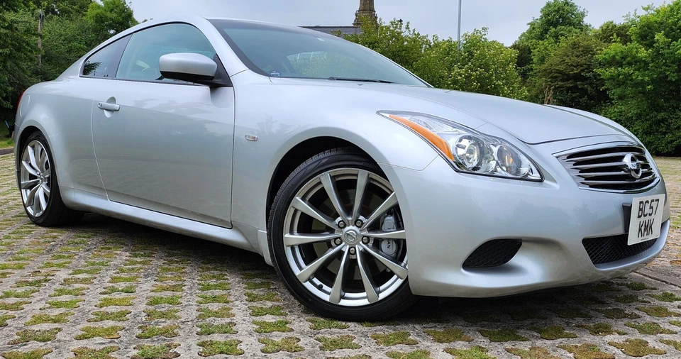 (10,753 Miles) 17,305km Nissan Skyline 370 GT SP Edition Jdm Car - Image 2 of 4