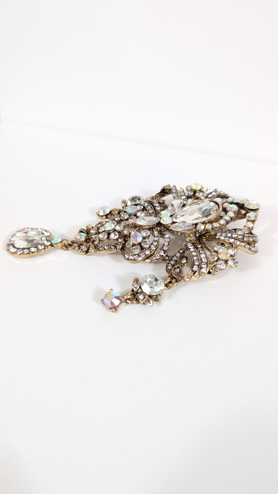 Large Elegant Dangle Rhinestone Brooch - image 3