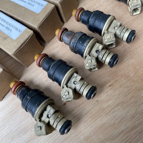 Porsche 928 S4 Injector Set - Picture 2 of 6