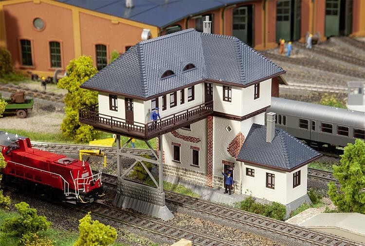 Poste d’aiguillage portique Faller 120108 pour maquette ferroviaire HO
