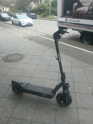 Segway Ninebot MAX G3   E-Scooter   sehr guter Zustand + Versicherung