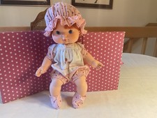 VTG. 1982 KENNER/AMER GREETINGS STRAWBERRY SHORTCAKE BLOW KISS DOLL COMPLETE
