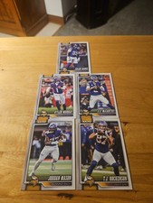 Lot Of 5 2026 Topps Minnesota Vikings Cards Includes 1 Rookie Card!