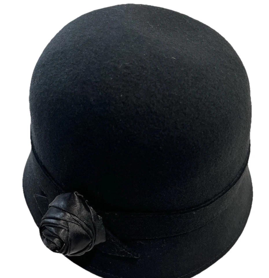 Gymboree девочки ясельного возраста 100% шерсти Роза Cloche шляпа (черный/4T-5T) - Изображение 2 из 4