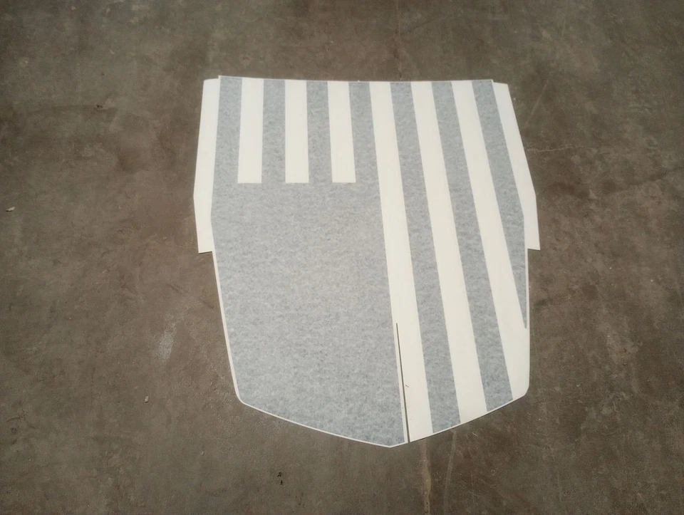 Chevrolet Camaro ZL1 2024 cupé 6 velocidades garaje 56 calcomanía capó 85053033 OE 2995613 Foto 2 de 3