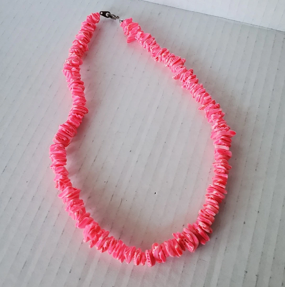 Puka shell necklace sales 90s