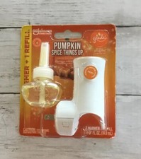 Glade PlugIns Limited Edition Pumpkin Spice Things Up Scented Refill  Warmer