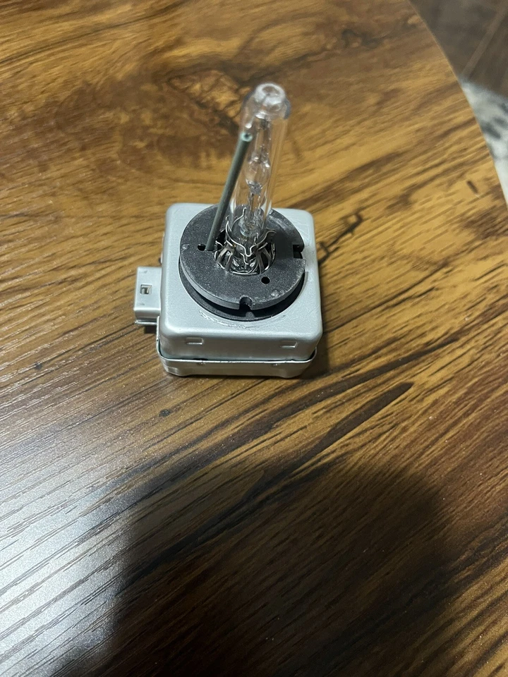 Lámpara bombilla faro Napa lado conductor o pasajero nueva para Chevy Camaro 2014 Foto 2 de 4