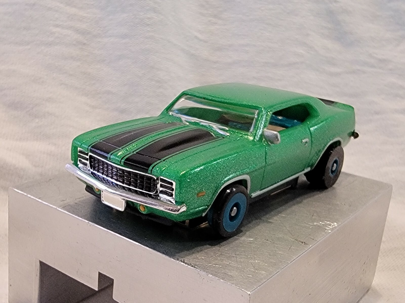 1969 Z-28 Camaro NU-RORA Green/Black  ho slot car with a TFX chassis 