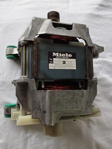 Original Miele Motor 3555993 Nr 951702 von Waschmaschine Typ W822  gebraucht