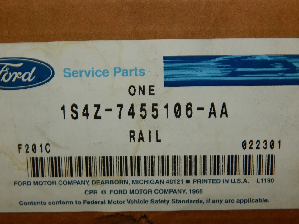 New OEM 2001-2003 Ford Focus Roof Rack Luggage Rail Carrier Bar - Image 4 of 4