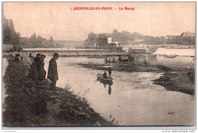 94 JOINVILLE LE PONT - la berge