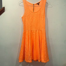 Express Women’s Size M .Orange Lace Fit & Flare Short Dress Scoop Neck Zip