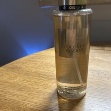 Victoria's Secret Coconut Passion Body Mist 8.4 fl oz