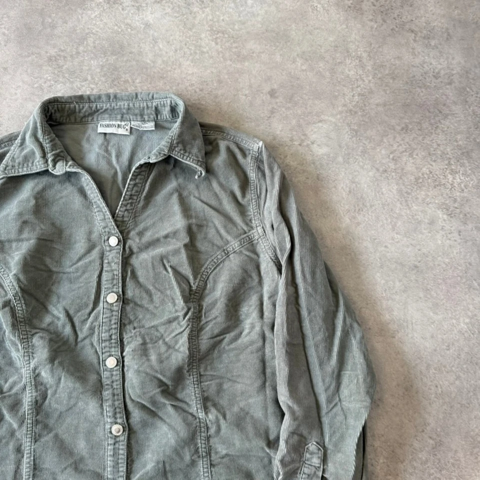 Модный жук шнур рубашка женщин 18/20 Вт на пуговицах 90-х вельветовый топ, серый - Изображение 2 из 4