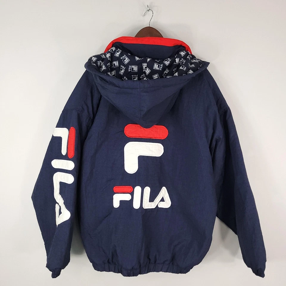 Chaqueta De Colección FILA Para Hombres 2XL Azul Marino Media Cremallera Con Capucha Anorak Pullover Logo Grande Deletrear Foto 2 de 4