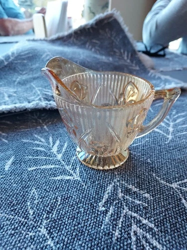 VINTAGE DEPRESSION IRIS IRIDESCENT PATTERN FOOTED CREAMER BY JEANNETTE GLASS CO.
