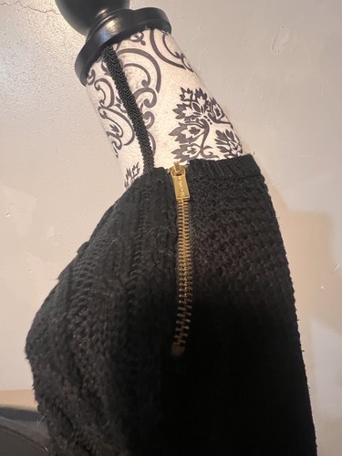 Michael Kors Knit Sweater Black With Gold Zipper Detail Women’s Large - Picture 7 of 11